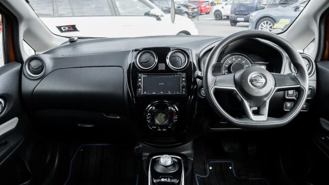 2017 Nissan Note e-power X image 314994