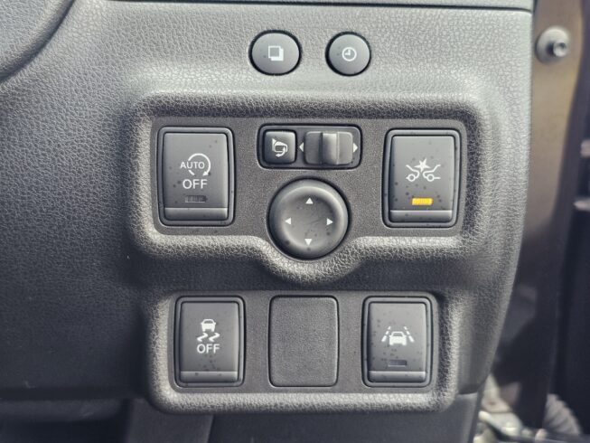 2014 Nissan Note Medalist – Half Leather – 360 Camera image 300807