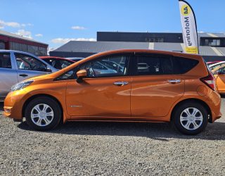 2017 Nissan Note e-power X image 296885