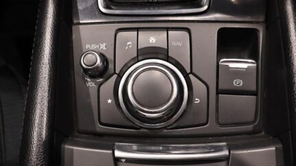 2015 Mazda Atenza 20S – Great look in black image 317190