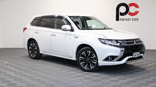 2016 Mitsubishi Outlander PHEV – High Spec – Low KMS image 306873