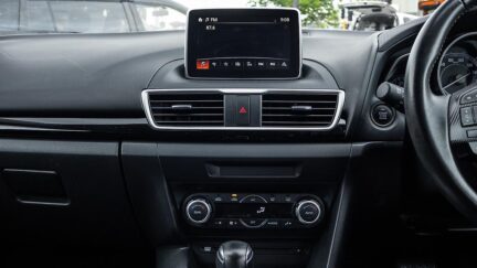 2014 Mazda Axela 20S Touring Skyactiv image 316123