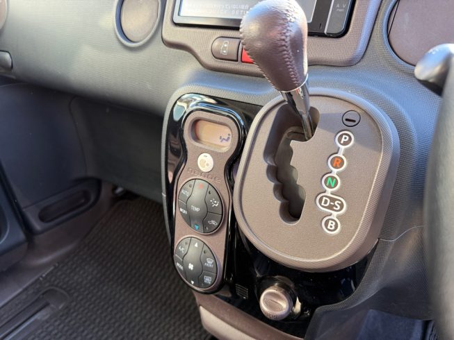 2013 Toyota Spade G Model image 296274