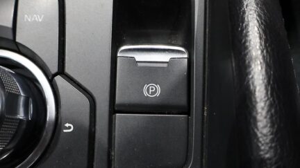 2015 Mazda Atenza 20S – Great look in black image 317189