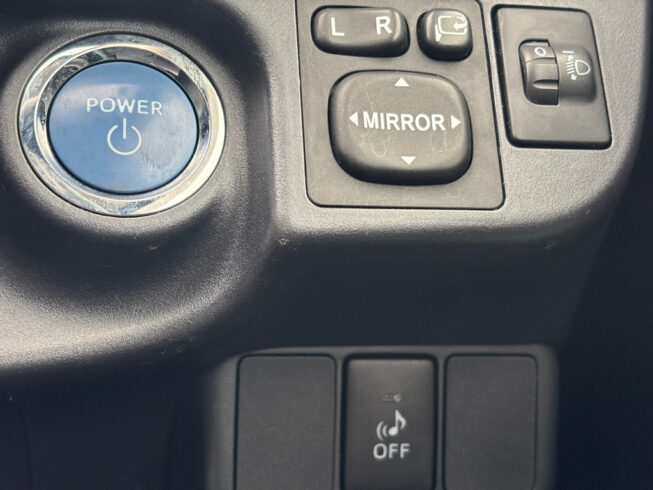 2012 Toyota Aqua S Model, Push Start, Reverse Camera, Low KMs image 299881