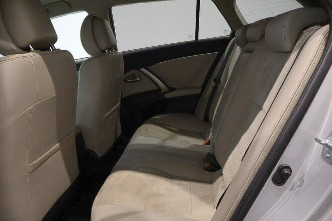 2013 Toyota Avensis Wagon Li image 303330