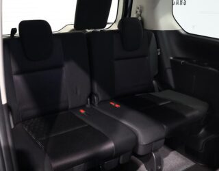 2017 Nissan Serena Highwaystar V Selection Hybrid, Dual Power Sliding Doors image 303128