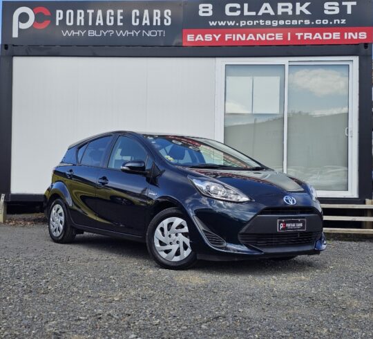 2017 Toyota Aqua S Model, Push Start, Low KMS image 299730