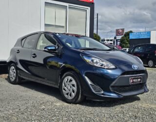 2017 Toyota Aqua S Model, Push Start, Low KMS image 299733