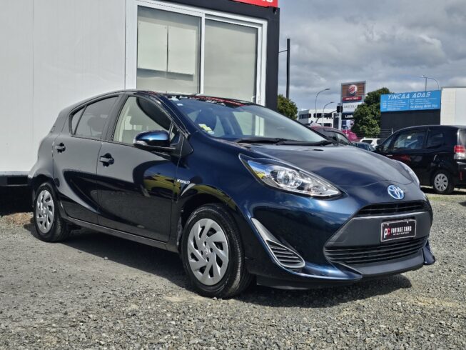 2017 Toyota Aqua S Model, Push Start, Low KMS image 299733