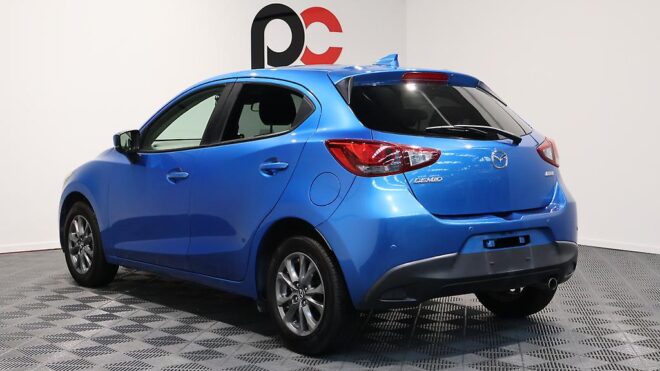 2017 Mazda Demio 13S Touring Low KMs image 302495