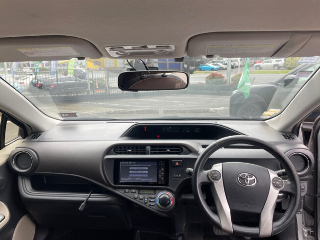 2012 Toyota Aqua G model , Push Start, Reverse Camera image 300651