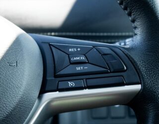 2017 Nissan Serena Highwaystar V Selection Hybrid, Dual Power Sliding Doors image 310698