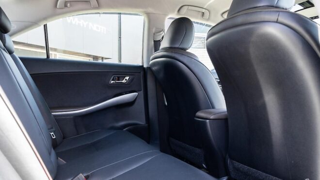 2014 Toyota Sai G Model, Reverse camera, Heated seats , image 308603