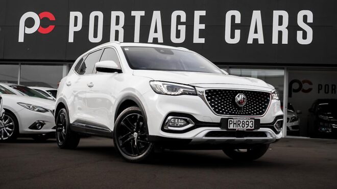 2022 Mg Hs 2.0PT/4WD/6AT EXCITE Tints image 302865