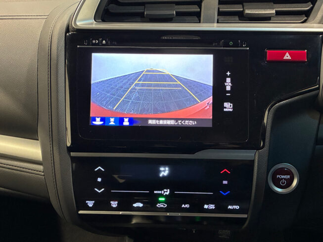 2014 Honda Fit Hybrid F-Package Low KMS image 302340