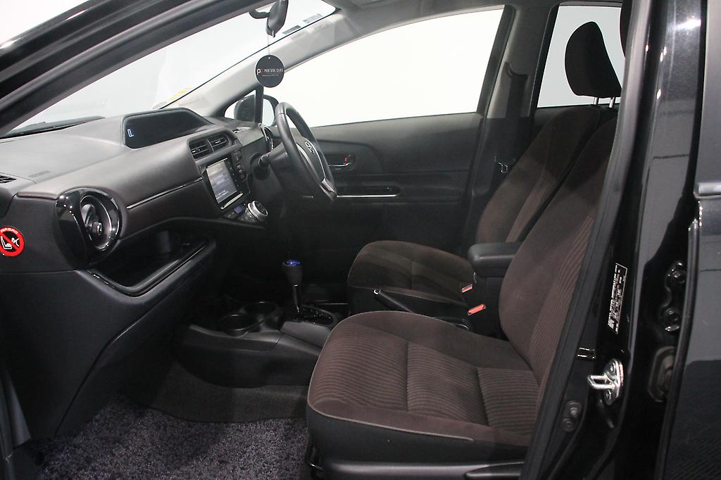 2015 Toyota Aqua G model , Push Start image 307560