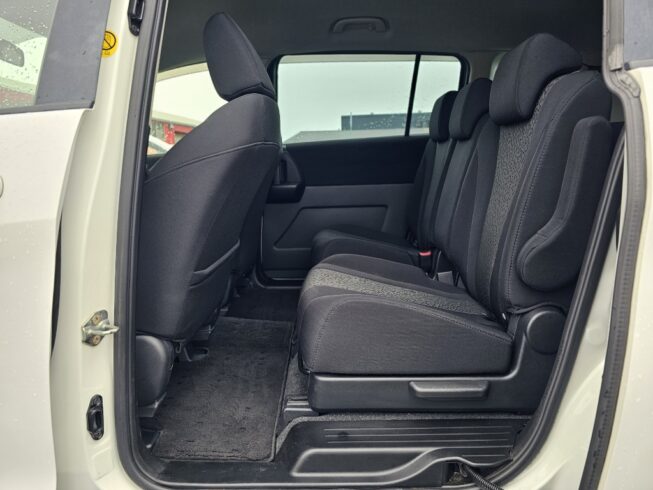 2012 Nissan Lafesta Highway Star image 300006