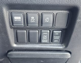 2012 Nissan Elgrand 250 Highway Star 4WD image 299467