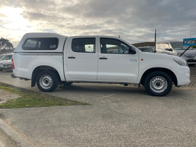 2014 Toyota Hilux 3.0TD DC, Manual image 299974