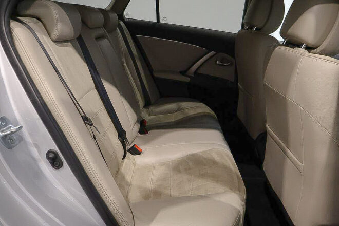 2013 Toyota Avensis Wagon Li image 303329