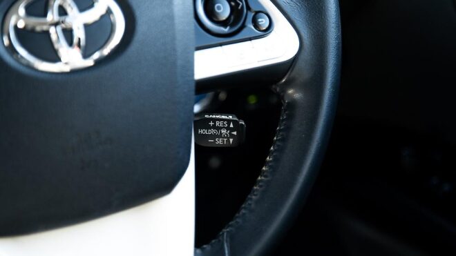2016 Toyota Prius A Touring Selection, Top G Spec image 300178