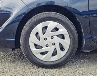 2017 Toyota Aqua S Model, Push Start, Low KMS image 299747
