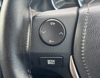 2014 Toyota Auris 150X Blackish Lounge image 299859