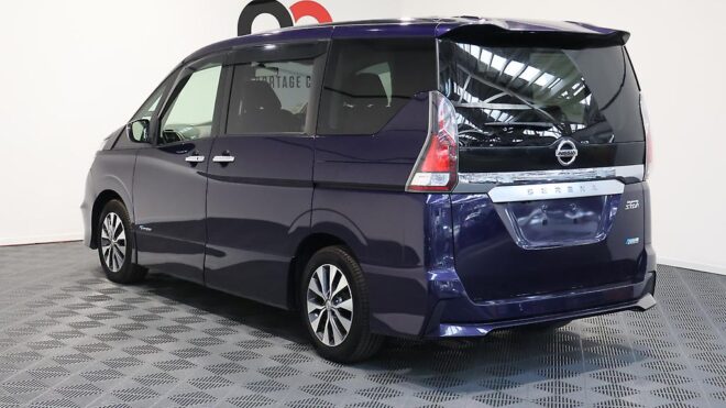 2017 Nissan Serena Highwaystar V Selection Hybrid, Dual Power Sliding Doors image 303120