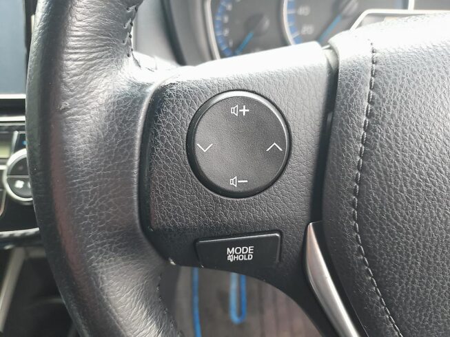 2013 Toyota Corolla Fielder Hybrid G Push Start image 299593