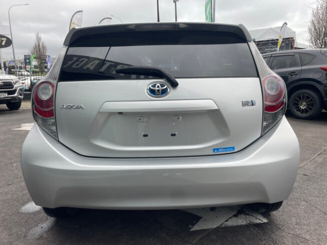 2012 Toyota Aqua G model , Push Start, Reverse Camera image 300645