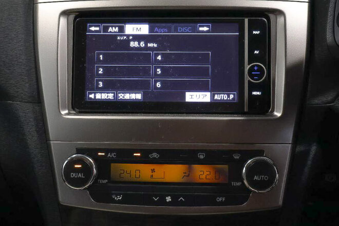 2013 Toyota Avensis Wagon Li image 303336