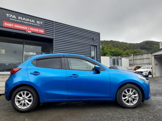 2016 Mazda Demio 13S Touring image 303016