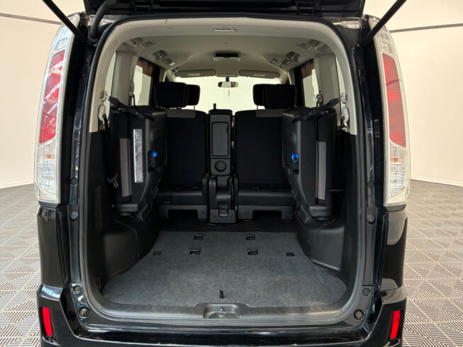 2012 Nissan Serena Rider Autech Black Line image 302357