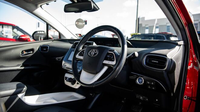 2016 Toyota Prius A Touring Selection, Top G Spec image 300177