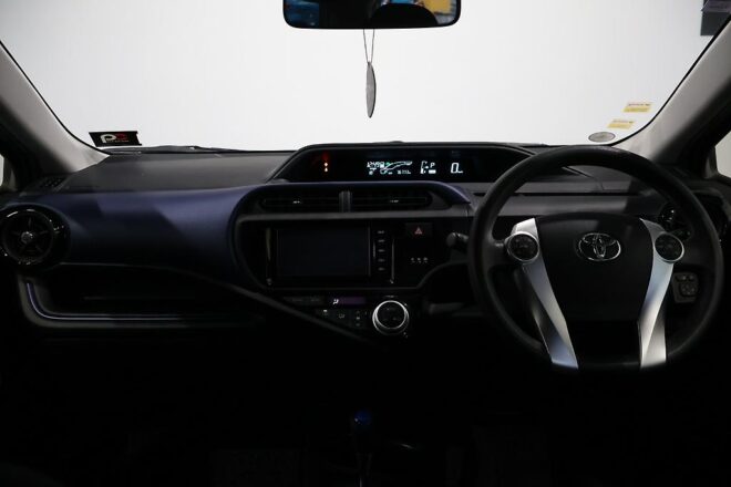 2015 Toyota Aqua S Model, Push Start image 302152