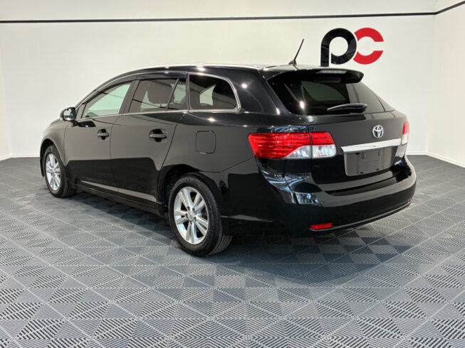 2013 Toyota Avensis Wagon Xi image 302480
