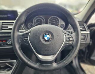 2013 Bmw 3 Series Luxury, Low KMs image 300789
