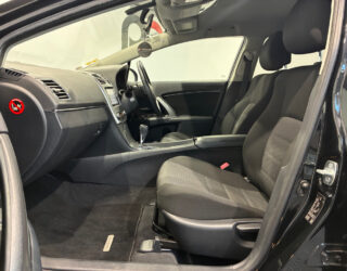 2013 Toyota Avensis Wagon Xi image 302484