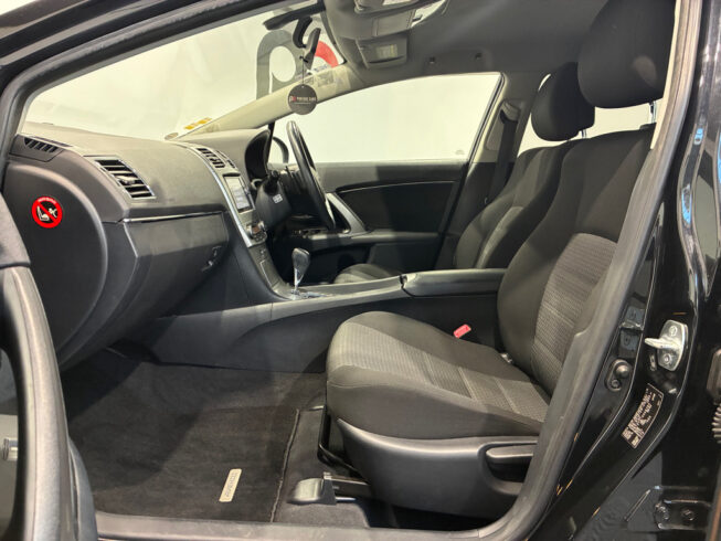 2013 Toyota Avensis Wagon Xi image 302484