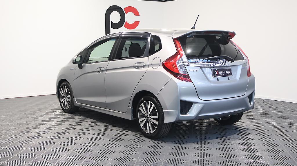 2014 Honda Fit Hybrid S-Package image 306946