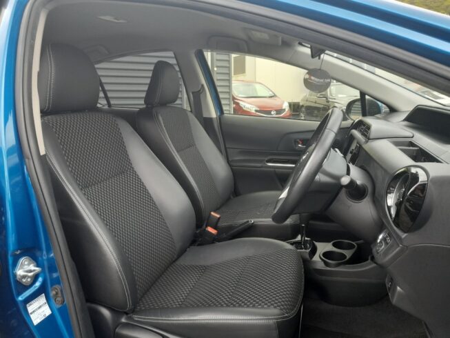2015 Toyota Aqua X-Urban, Low Kms image 303054