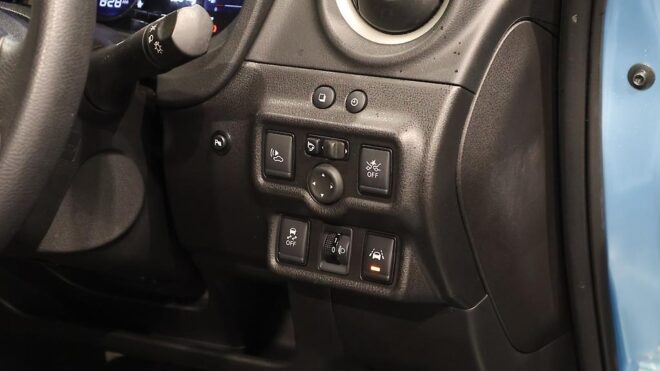 2016 Nissan Note e Power X Low KMS, Body Kit image 303040