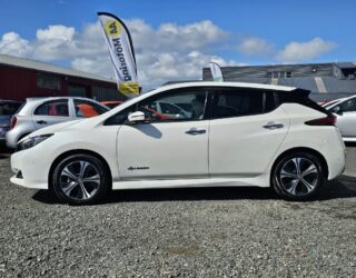 2018 Nissan Leaf X Model, 84.6% SOH, Cruise control image 302388