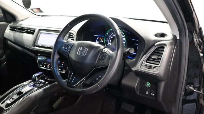 2014 Honda Vezel Hybrid X image 302899