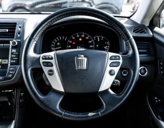 2010 Toyota Crown Leather package, Athlete image 300677