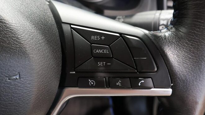 2018 Nissan Leaf X Model, 84.6% SOH, Cruise control image 318545