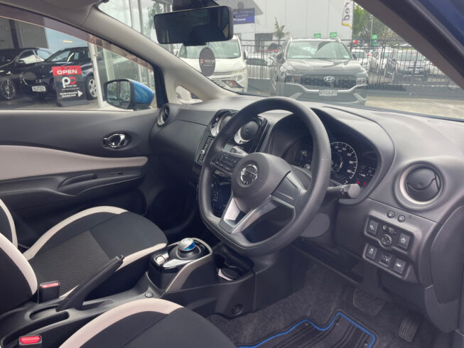 2017 Nissan Note e-Power X Low KMS image 302067