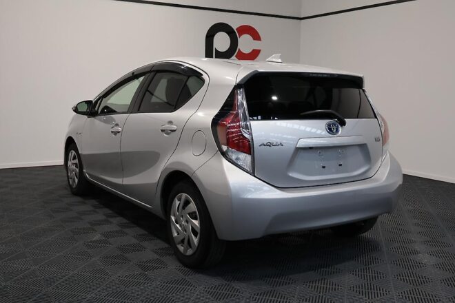 2015 Toyota Aqua S Model, Push Start image 302145