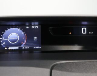 2017 Nissan Serena Highwaystar V Selection Hybrid, Dual Power Sliding Doors image 303134